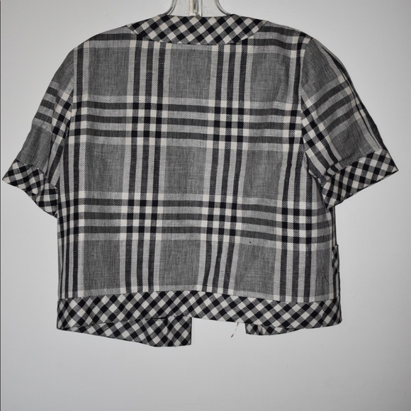 Albert Nipon Suit - Picture 3 of 6